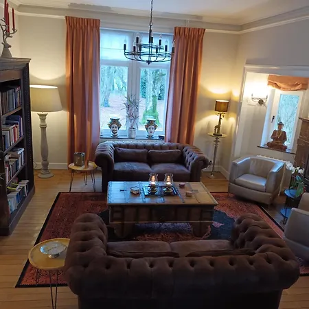 ゲストハウス L'albizia